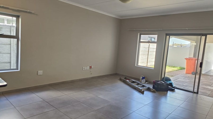 3 Bedroom Property for Sale in Parklands North Western Cape
